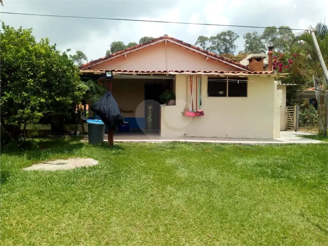Chácara Formada próxima ao centro de Sarapuí SP - Foto 2