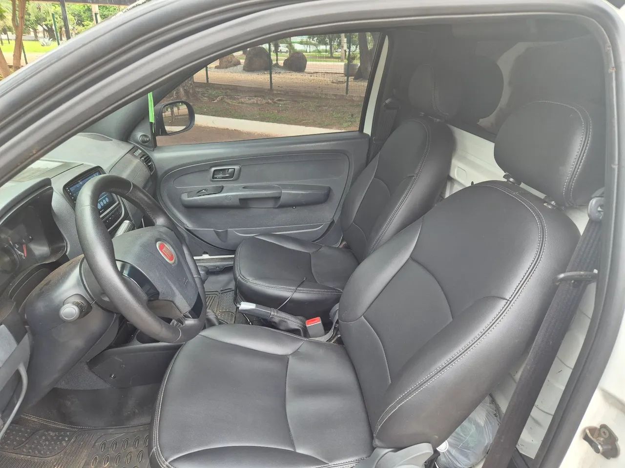 Fiat Strada Working Hard 1.4 Fire Flex 8V CS 2019 - Foto 2