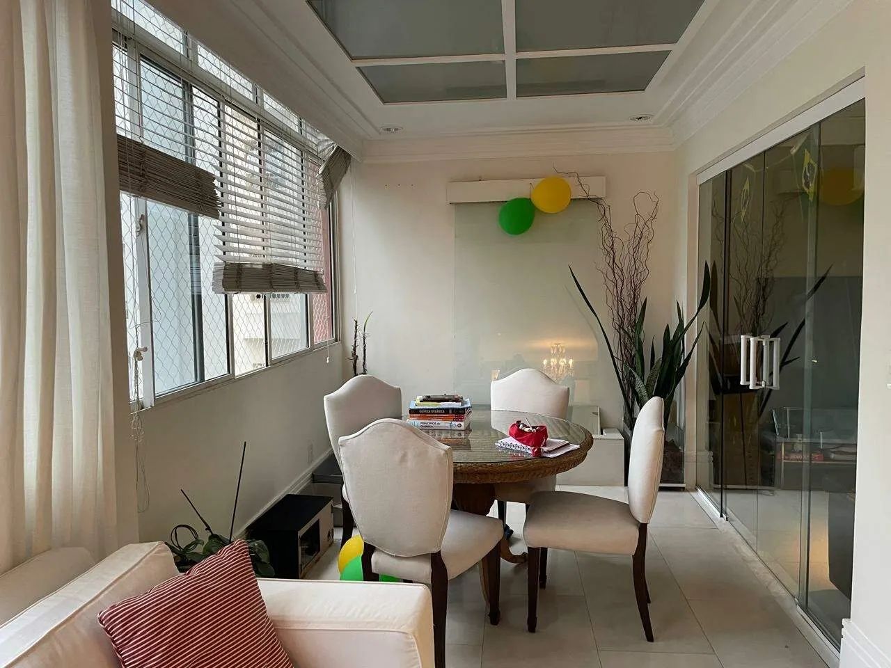 Apartamento mobiliado para alugar com 3 suites no Paraiso/SP