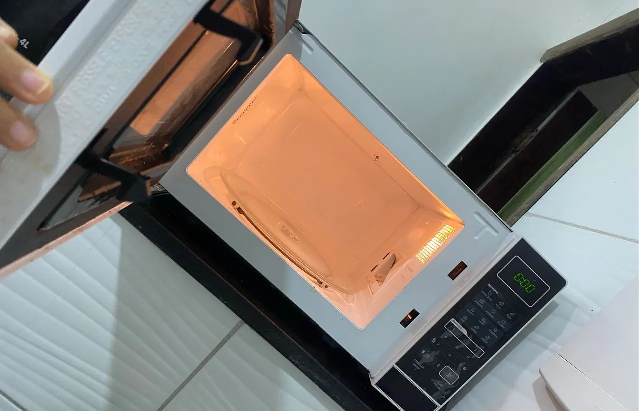 Microondas midea com defeito  - Foto 2