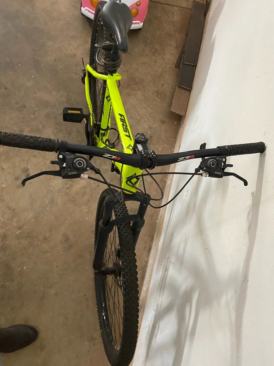 ? Bike First Aro 29 - Estado de Nova! - Foto 3