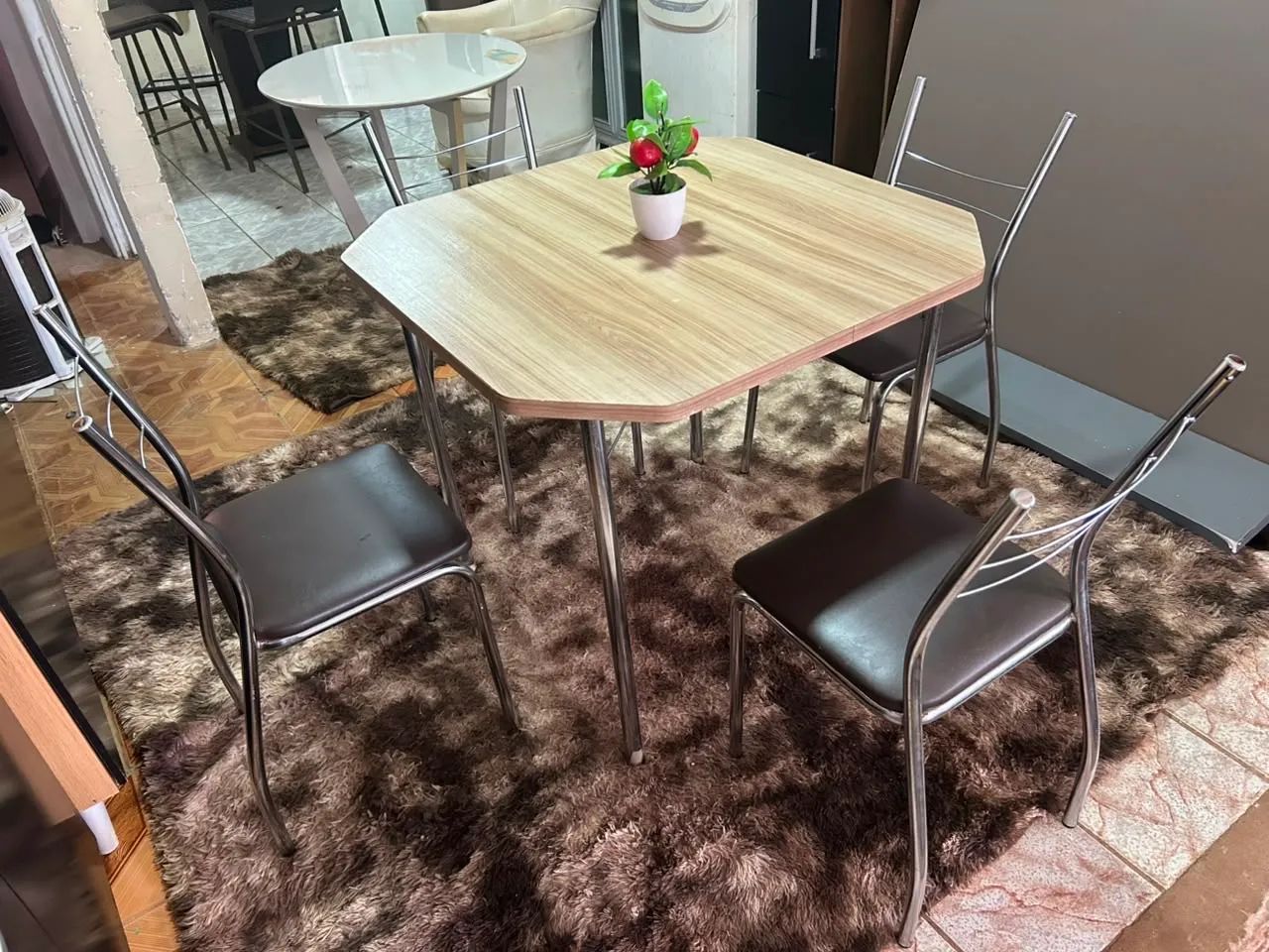Mesa de Inox 4 cadeiras  - Foto 2