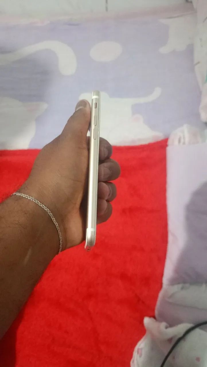 iPhone 7 128 gigas gold - Foto 4