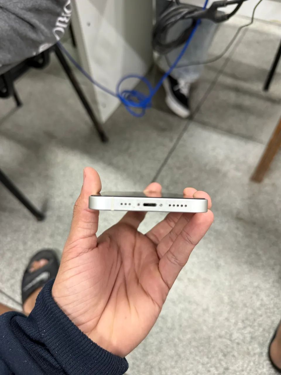 IPHONE 14-BRANCO 128GB IMPECÁVEL  - Foto 4