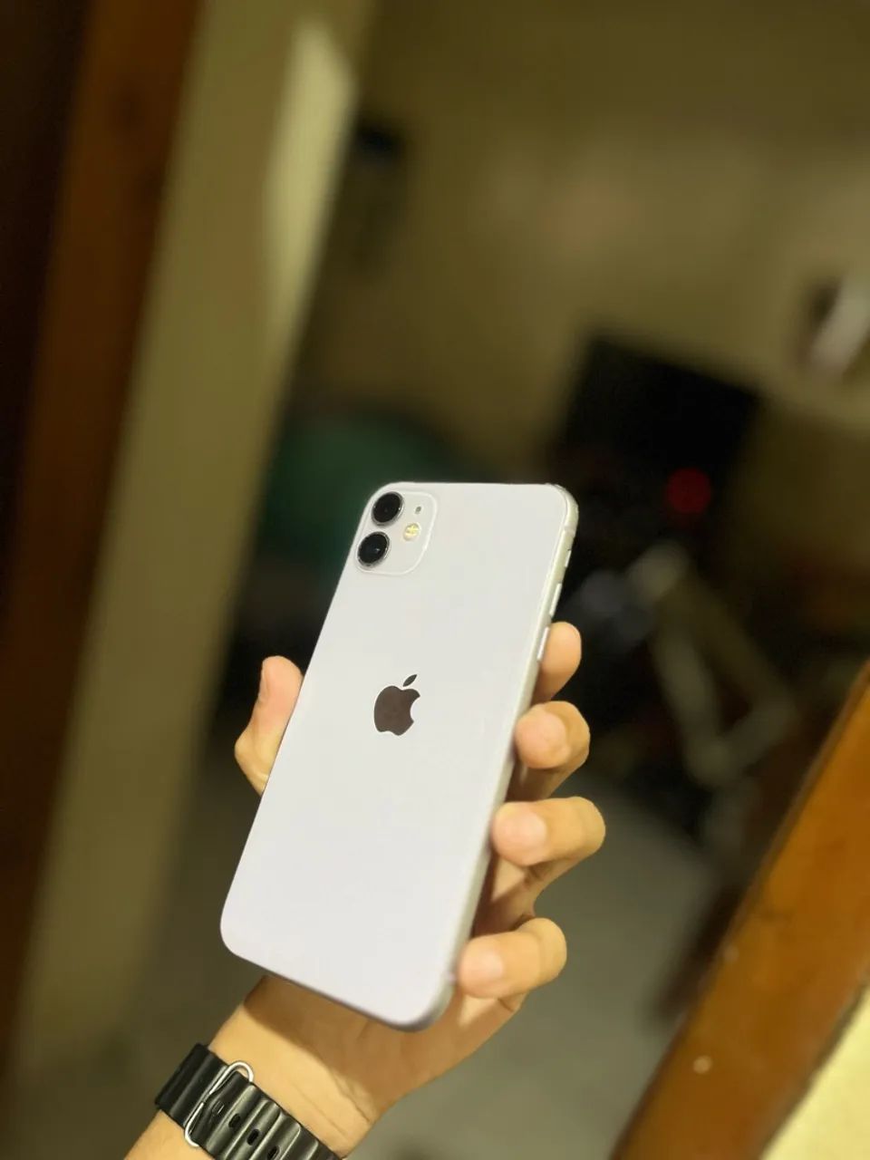Iphone 11 lilás 128 GB - Foto 2