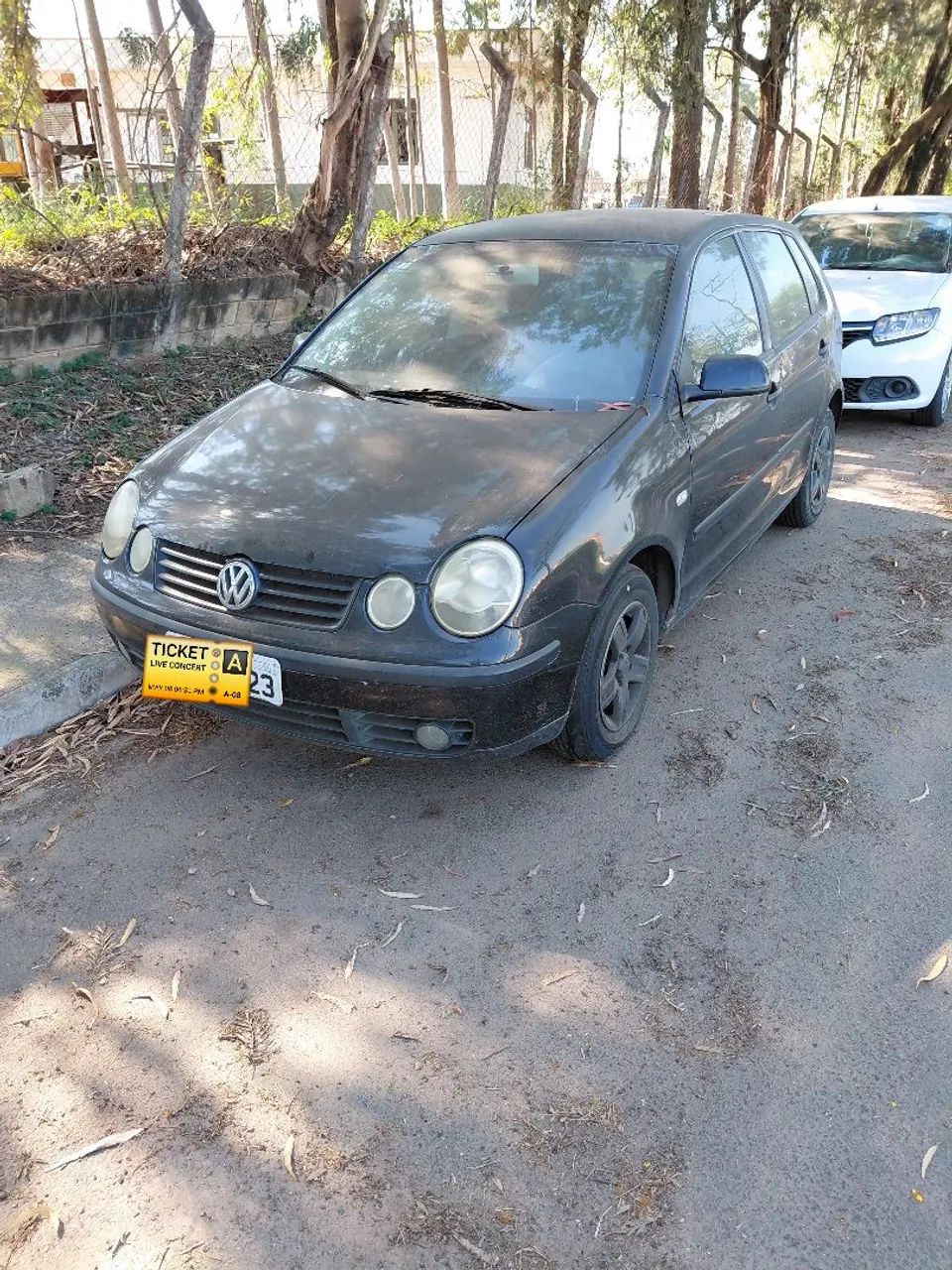 Volkswagen Polo Polo 1.6 Mi/ S.Ouro 1.6Mi 101cv 8V 5p 2003