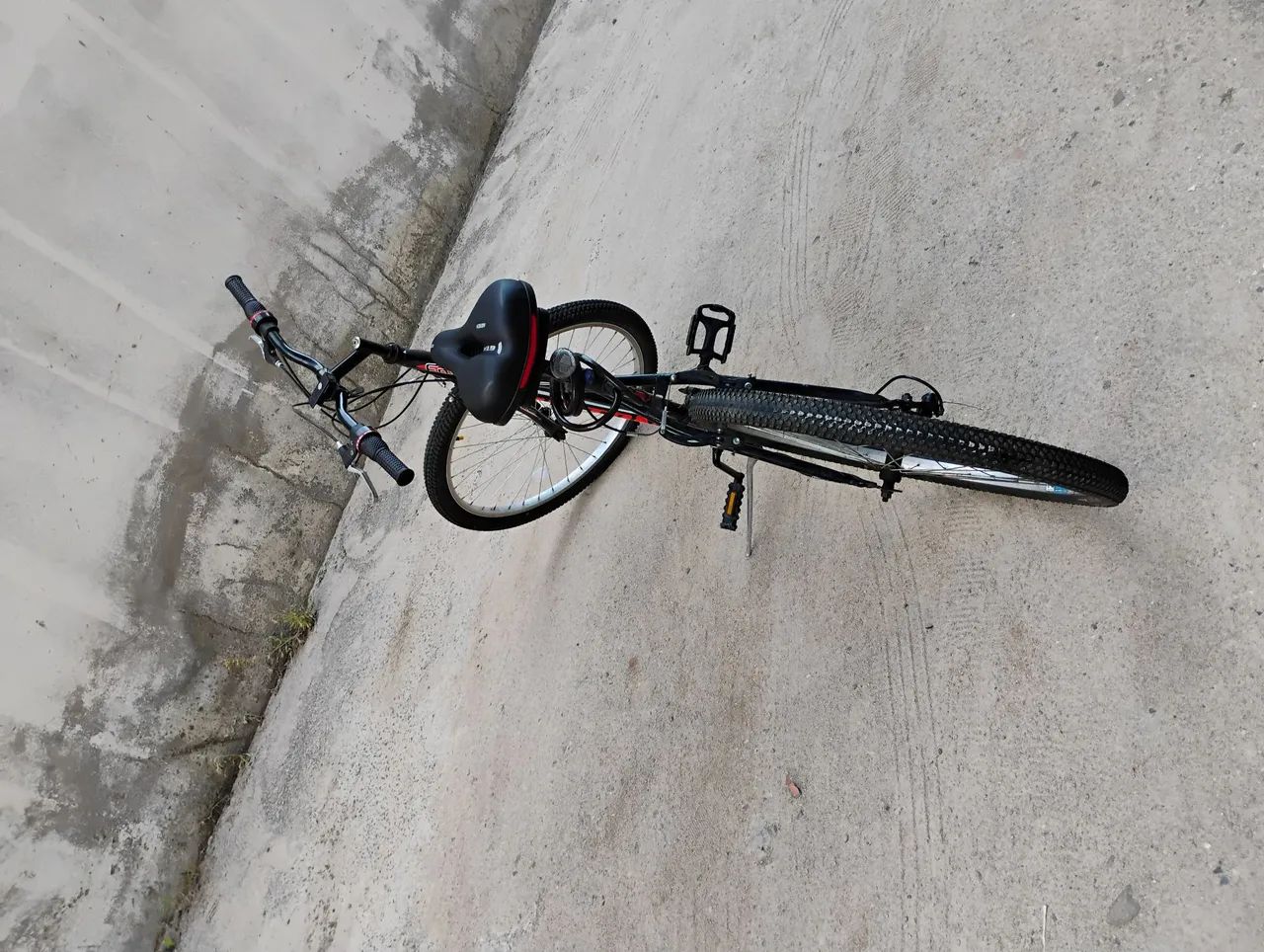 Bicicleta  - Foto 2
