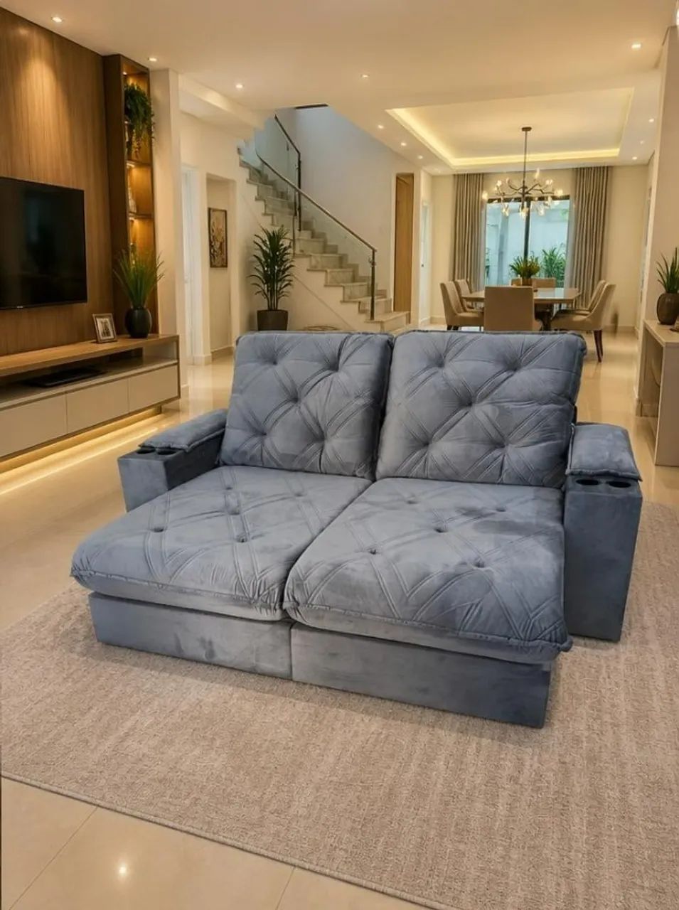 Sofá Retrátil Reclinável Cuiabá com Porta Copos Suede Marrom D33
