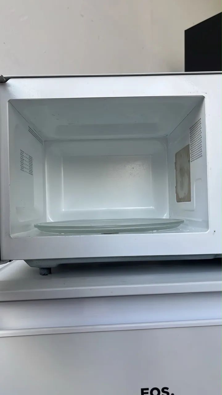 MICROONDAS ELECTROLUX 20 LITROS - Foto 2