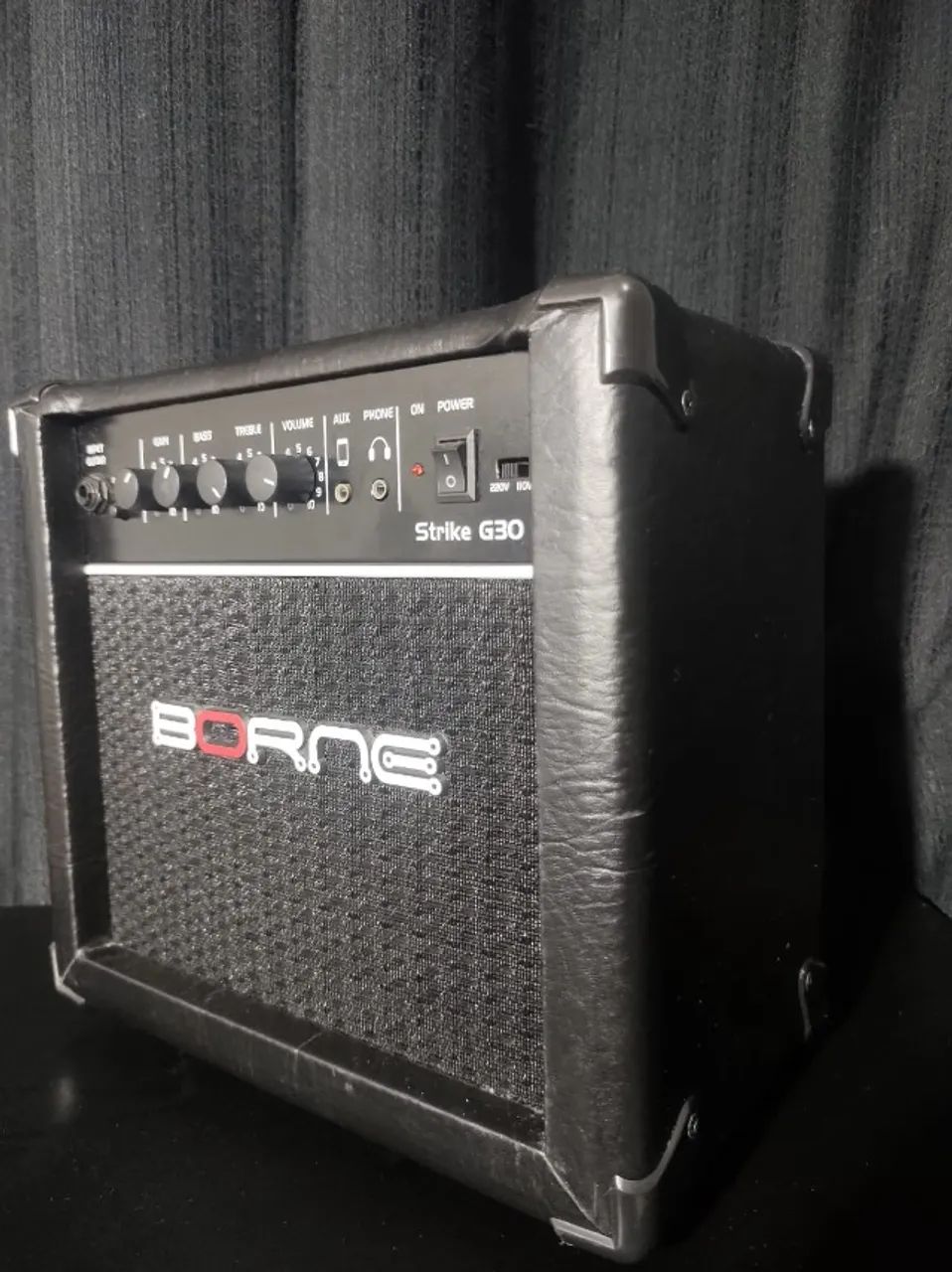 Amplificador Cubo Borne G30 Strike - Foto 2