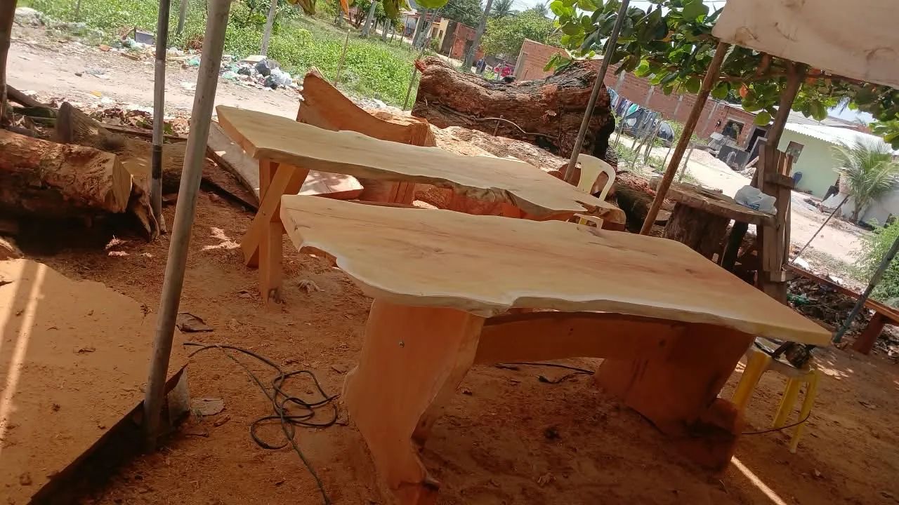 Mesas de jaqueira tábua única a pronta entrega 2,20/2,5 com dois bancos  - Foto 3