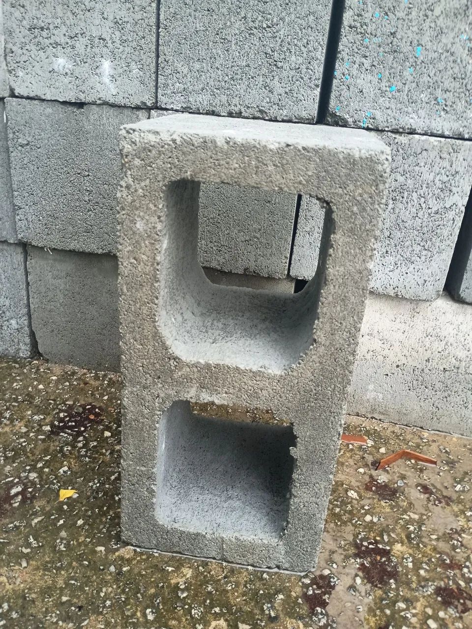Structural Block with 20 Hollows64985858051970123