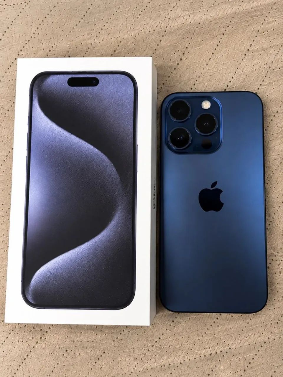 iPhone 15 pro 256 GB