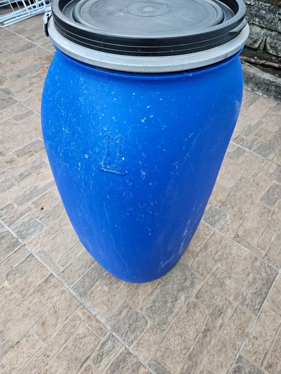 Tonel / Reservatório com torneira - Foto 3