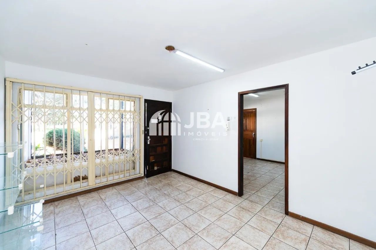 CASA TÉRREA C/4 QUARTOS E 4 VGS VEÍCULOS - Foto 2