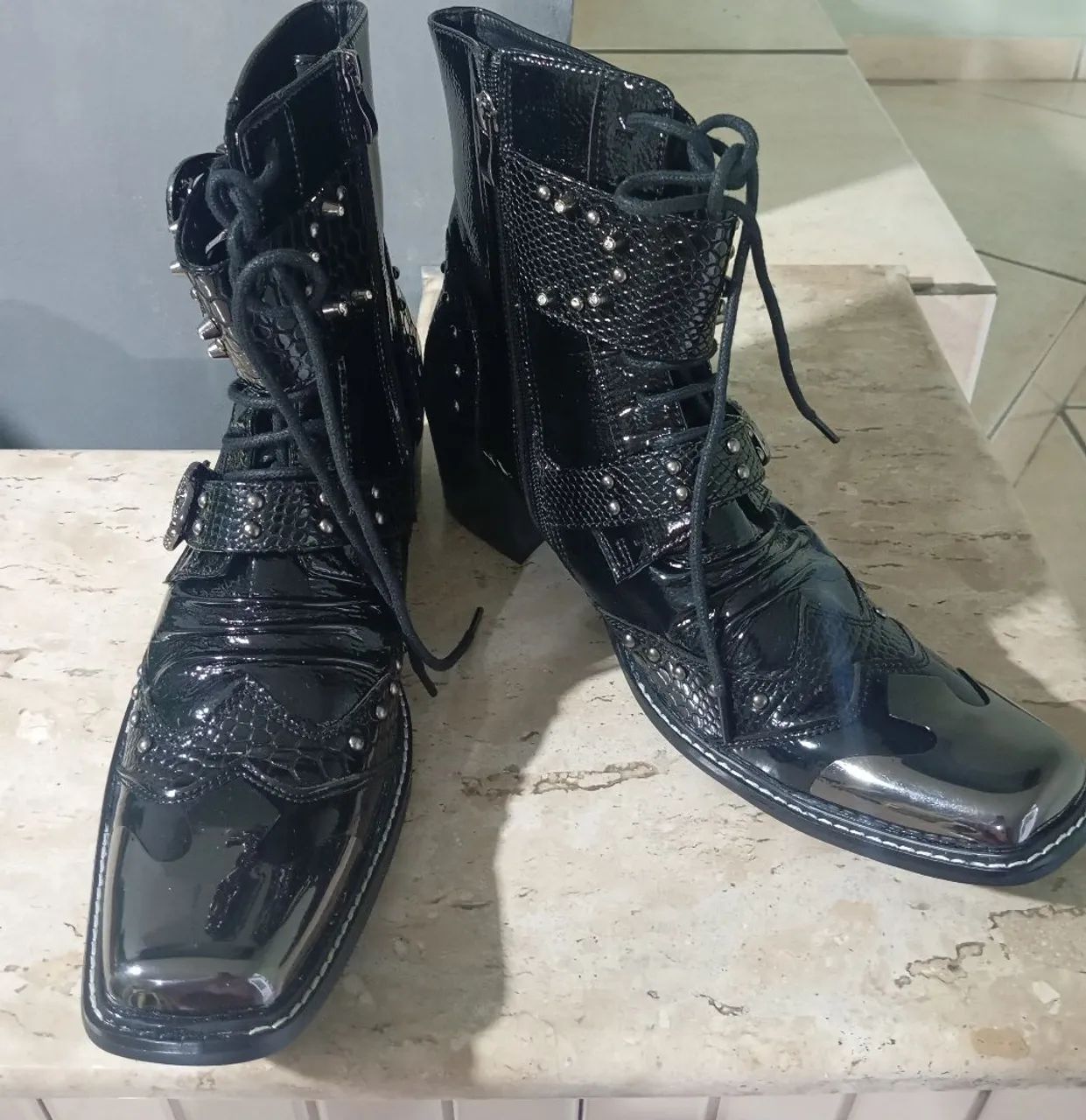 Bota masculina estilo rock/pank - Foto 2