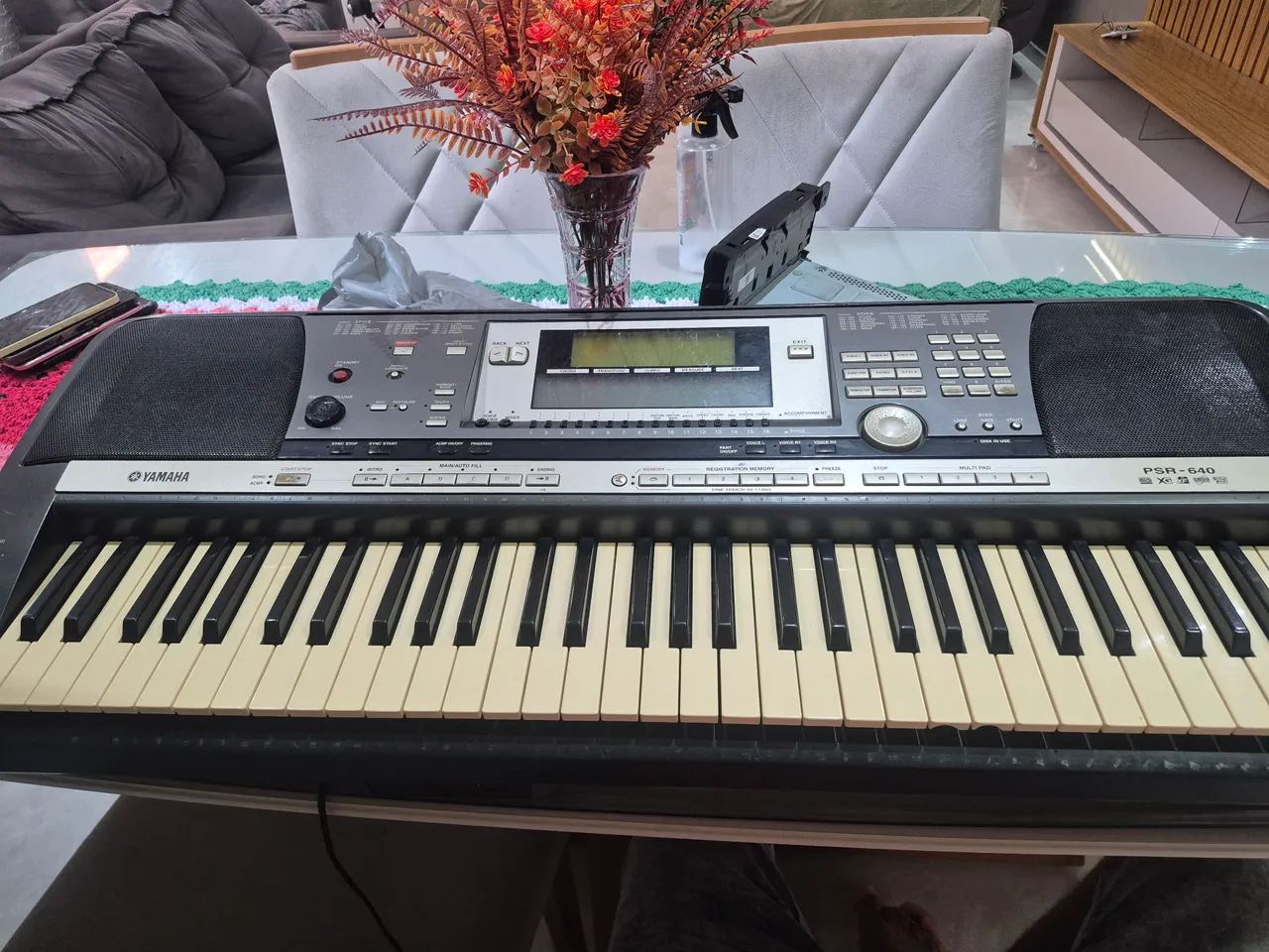 Teclado yamaha PSR-640 - Foto 2