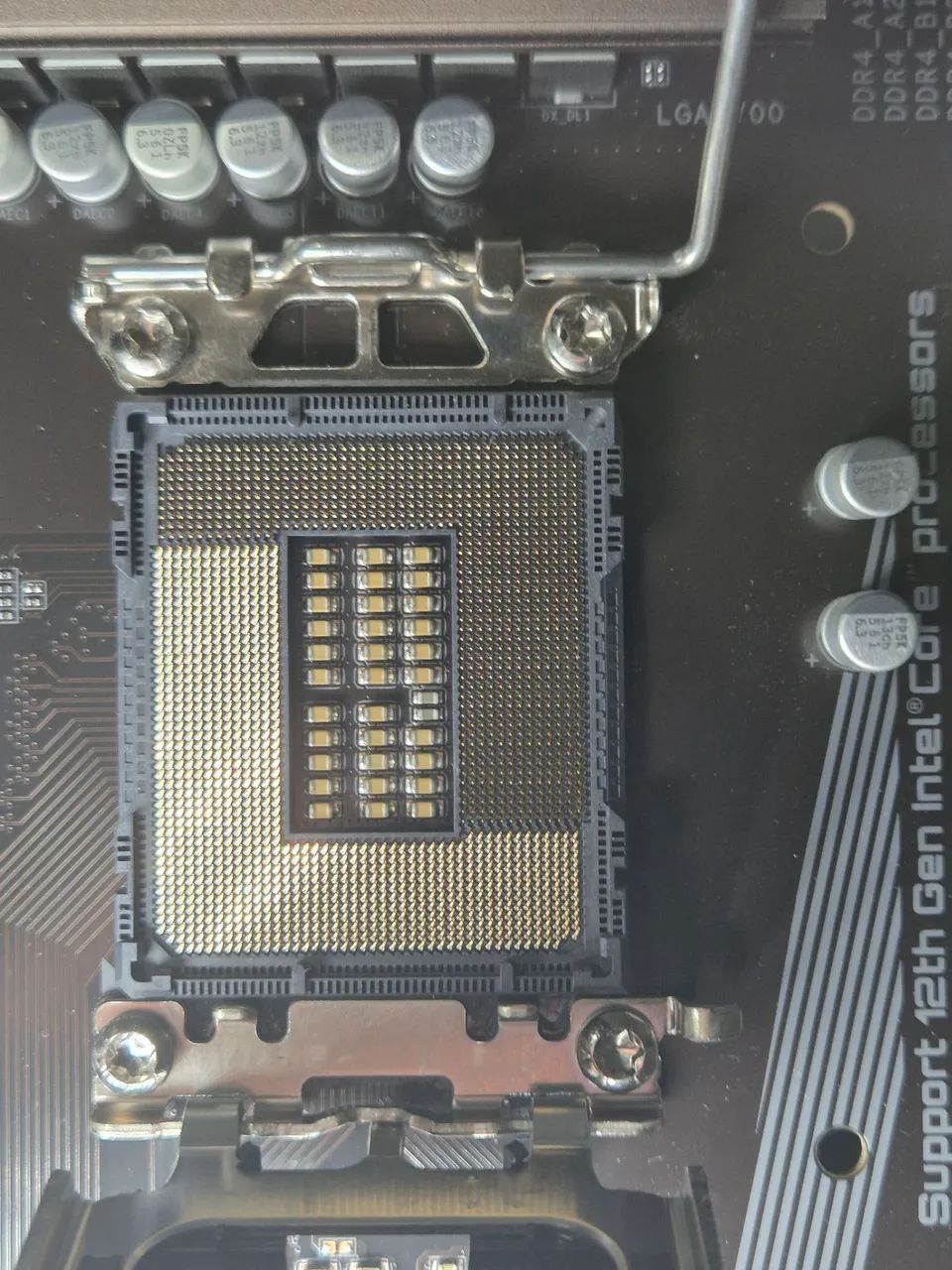 Gigabyte Z690 UD AX DDR4 - Foto 5