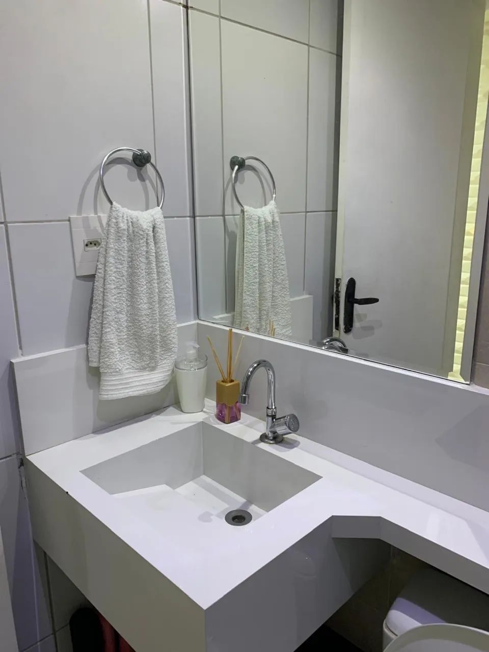 Alugo quarto para mulheres e homens gays  - Foto 4