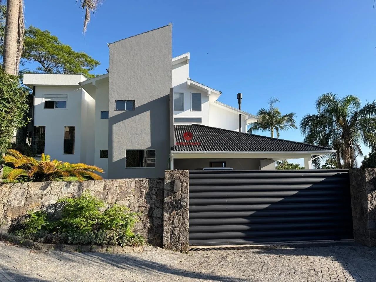 Casa com 5 quartos, mobiliada, à venda no Bosque dos Manções - São José/ SC. - Foto 2