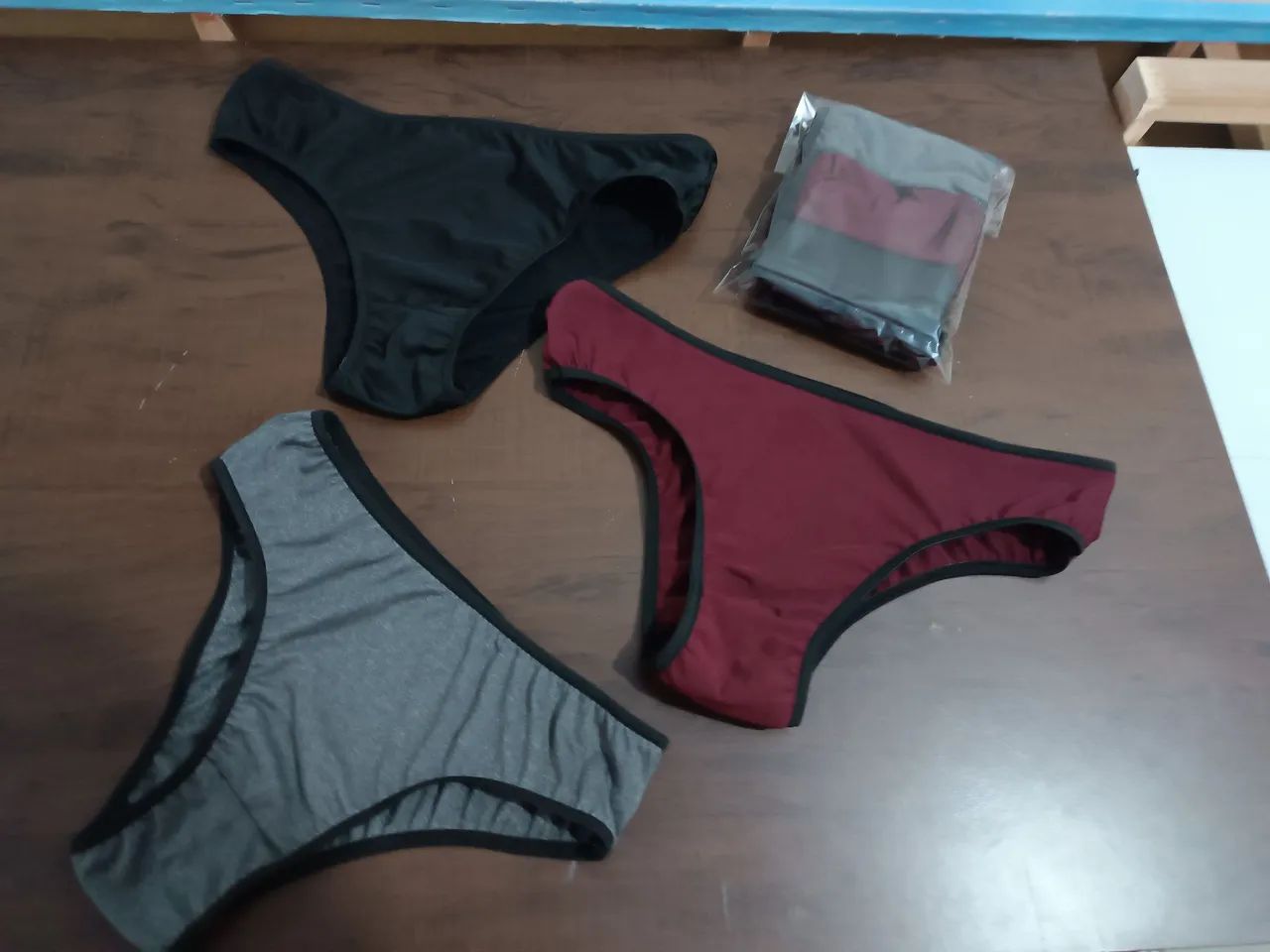 3 Calcinhas básicas microfibra com viés 