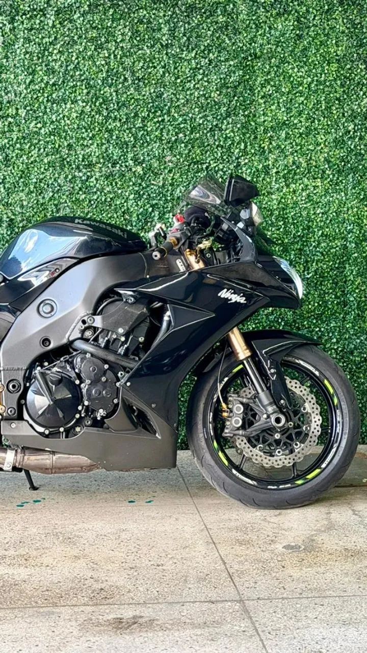Kawasaki Zx-10/ Zx-10r 1000cc 2008 - 1503008710 | OLX