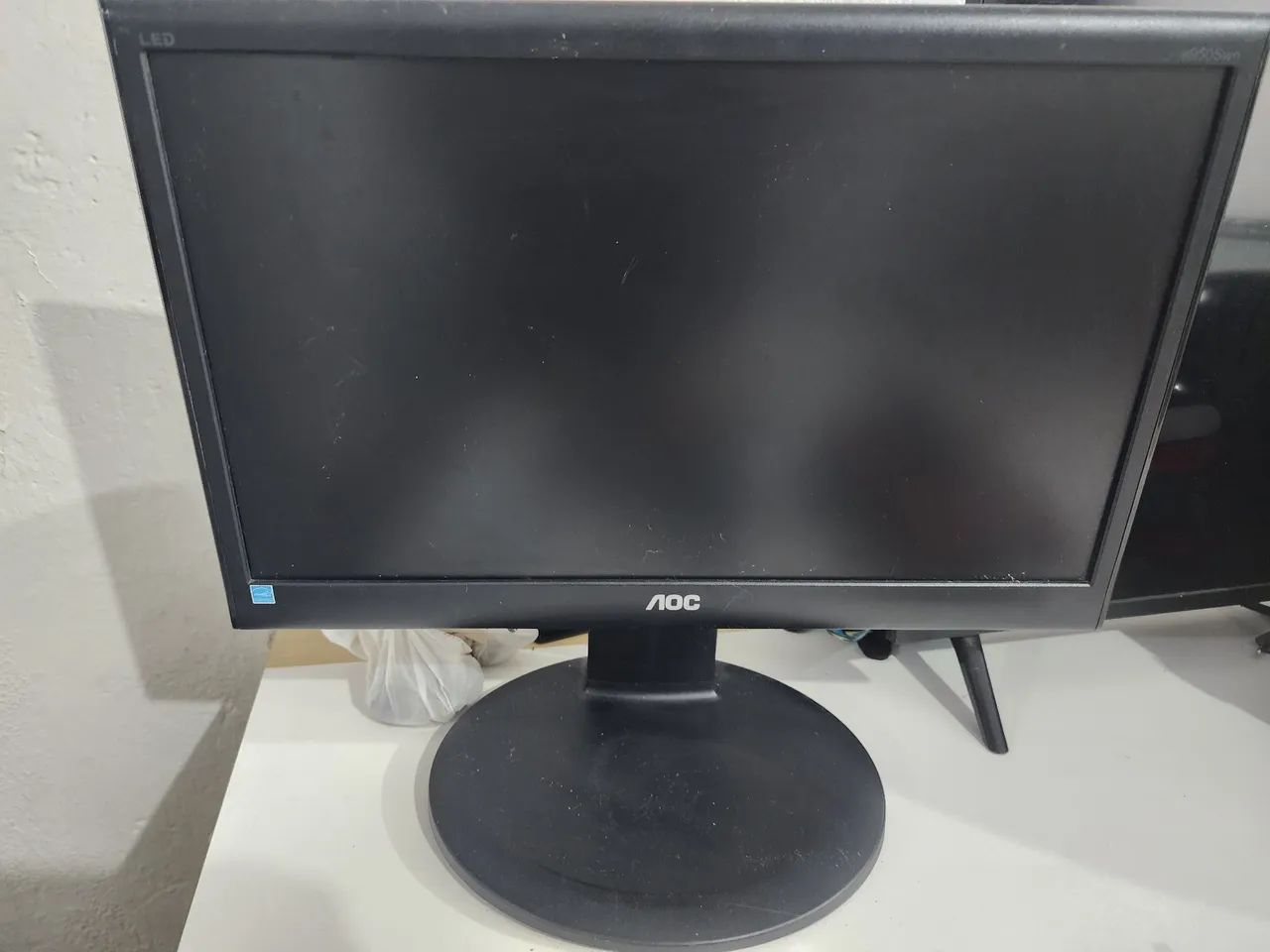 Monitor AOC