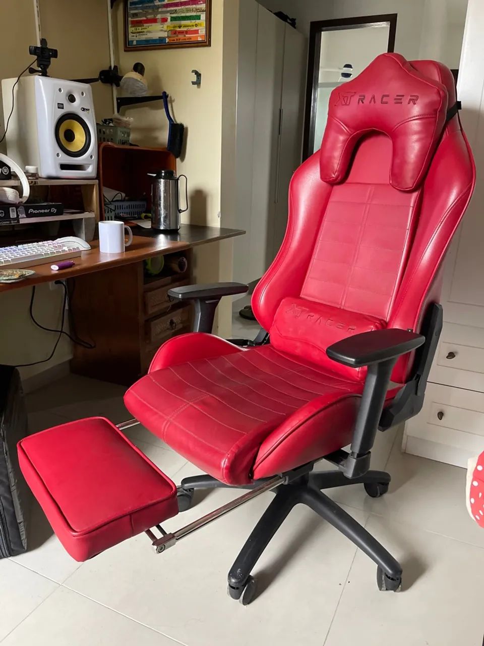 Cadeira Gamer XT Racer ?com apoio de perna? - Foto 3