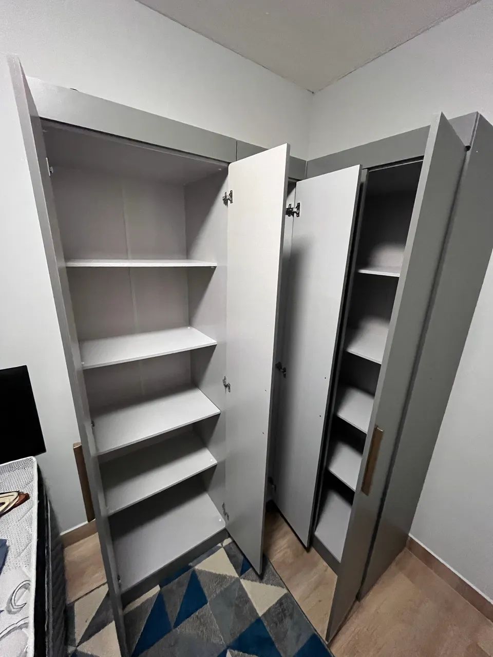 Guarda Roupa Modulado de Canto  - Foto 4