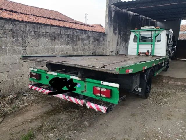 IVECO GUINCHO PLATAFORMA 