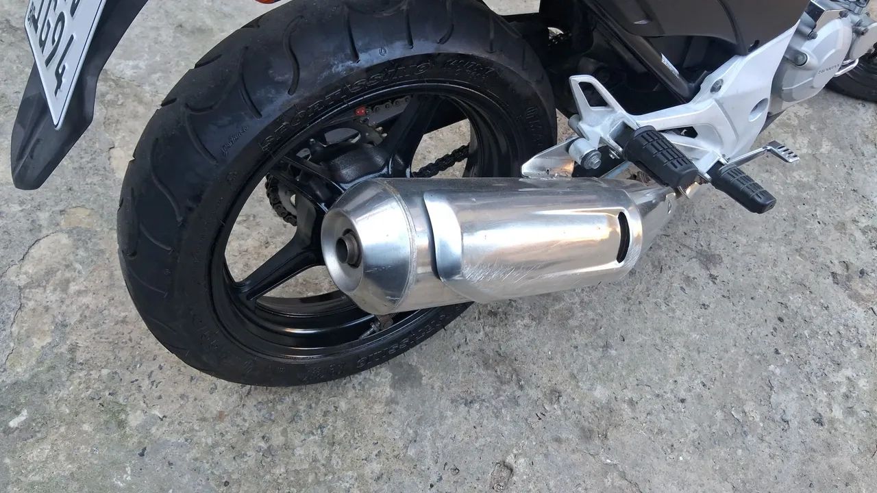 Cbr 300 - Foto 2