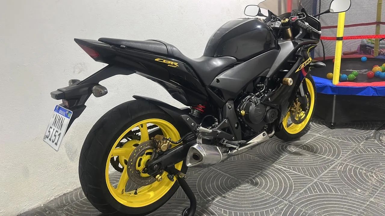 Cbr 600f  - Foto 3