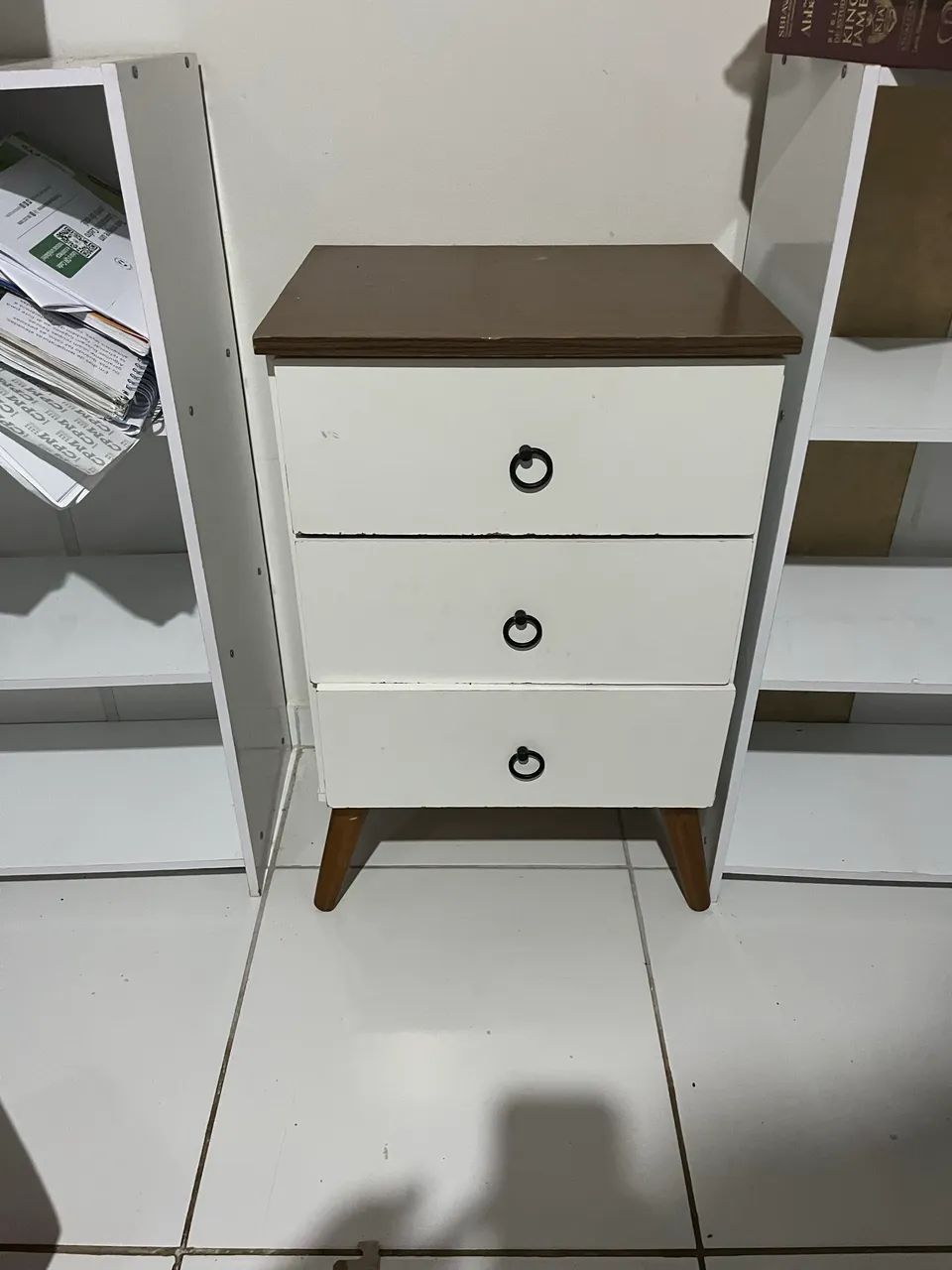 Mesa de cabeceira64962148236674120