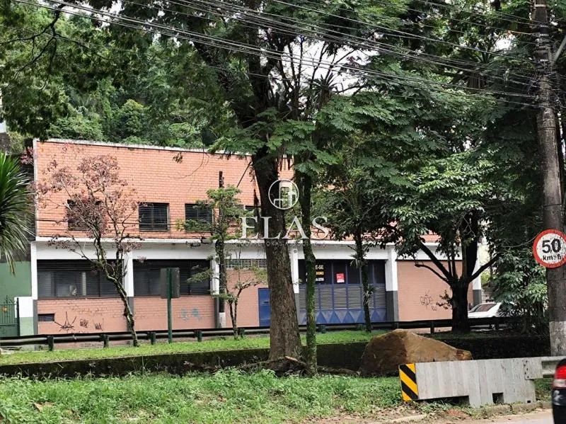 Galpão- Petrópolis, Centro