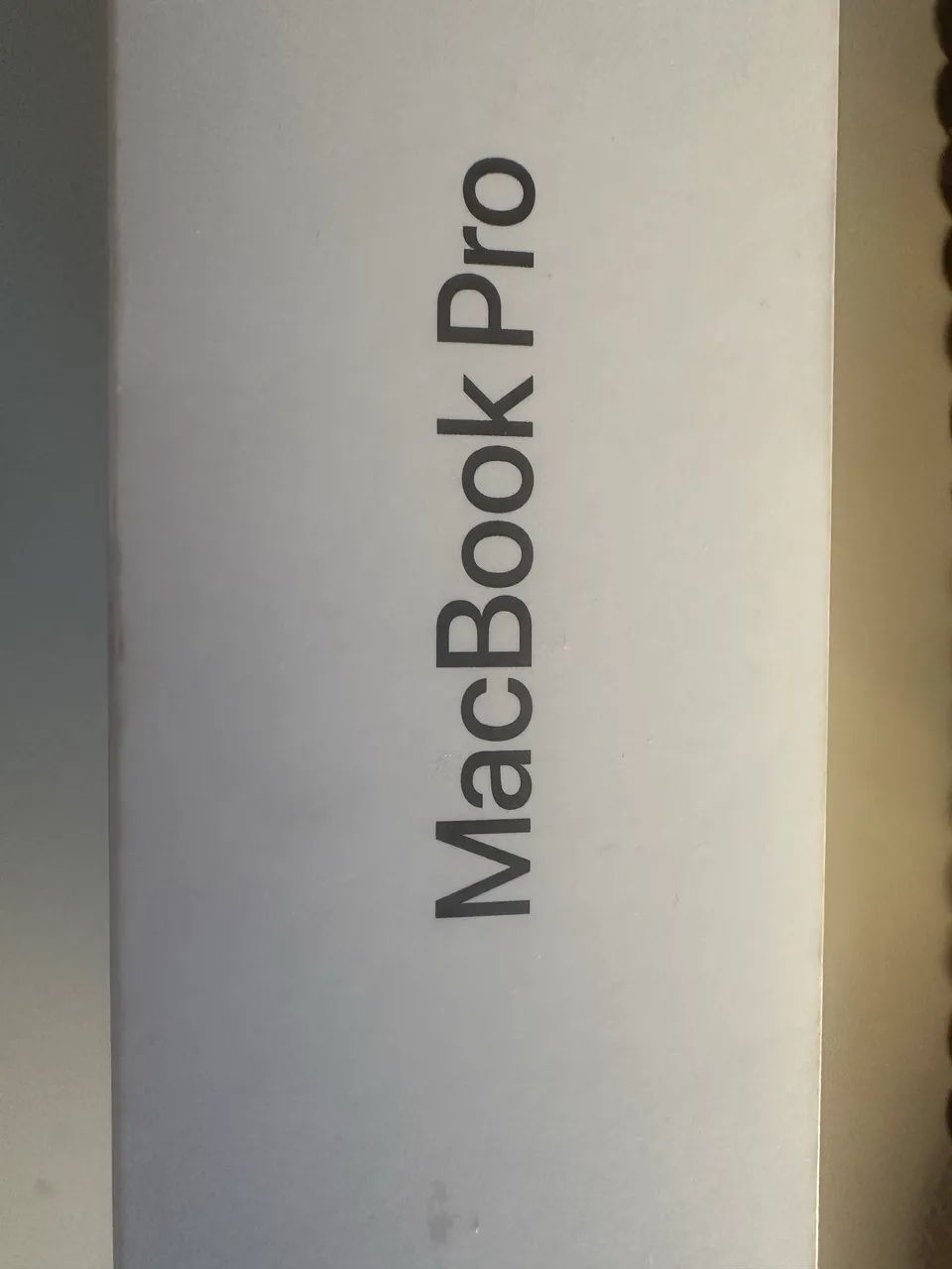 MacBook Pro M5 14.2 24GB - 1TB SSD - 2025