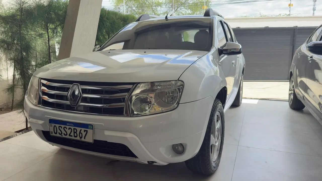 Renault Duster Dynamique 2.0 Hi-flex 16V Aut. 2014