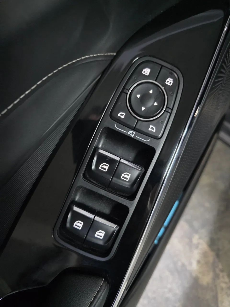 GWM Haval H6 Premium HEV, foto 12 de 14