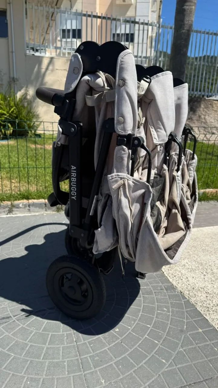 Carrinho de Gêmeos AIRBUGGY COCO DOUBLE - Excelente Estado - Foto 4
