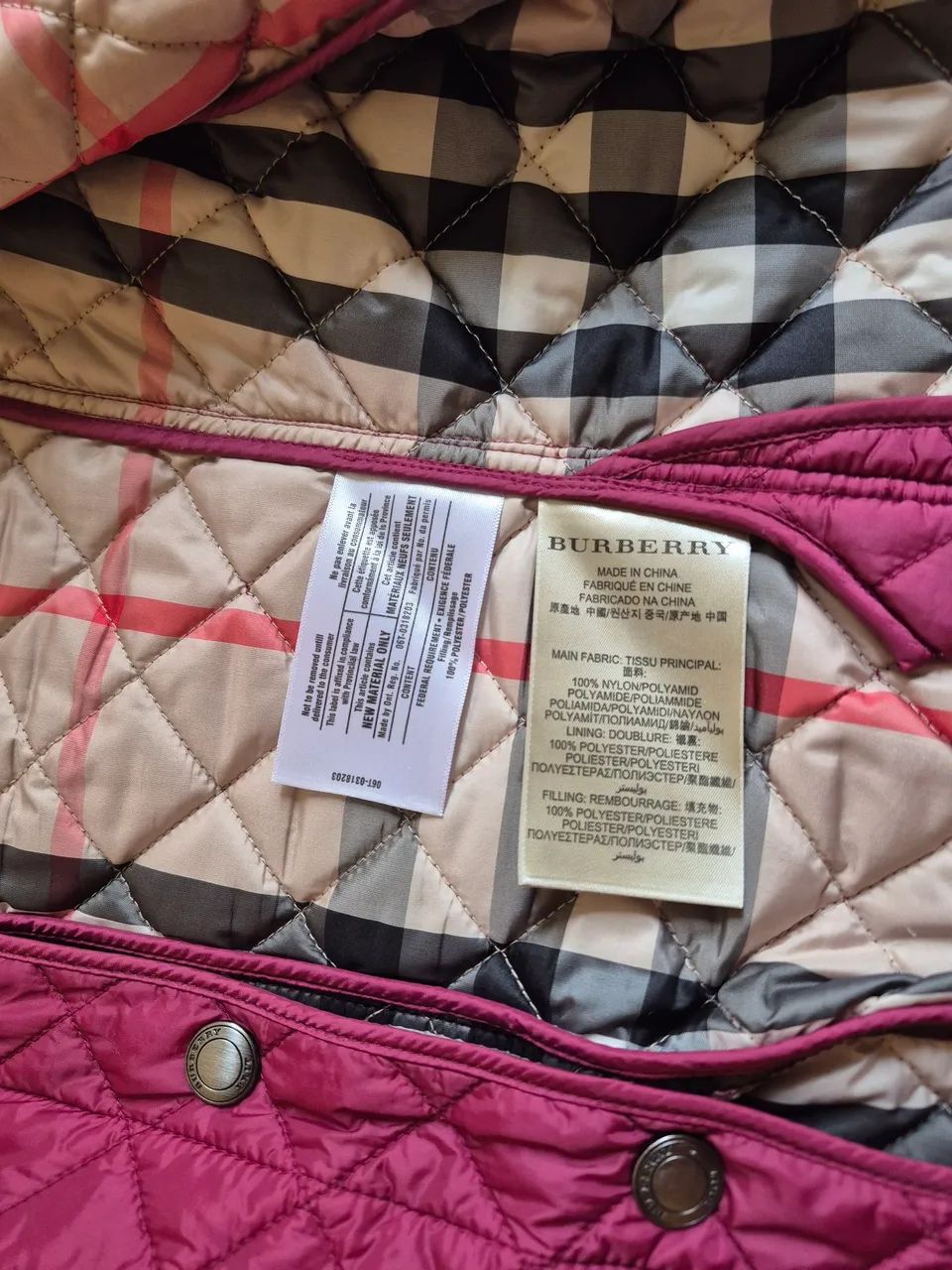 Jaqueta feminina  burberry matelasse - Foto 3