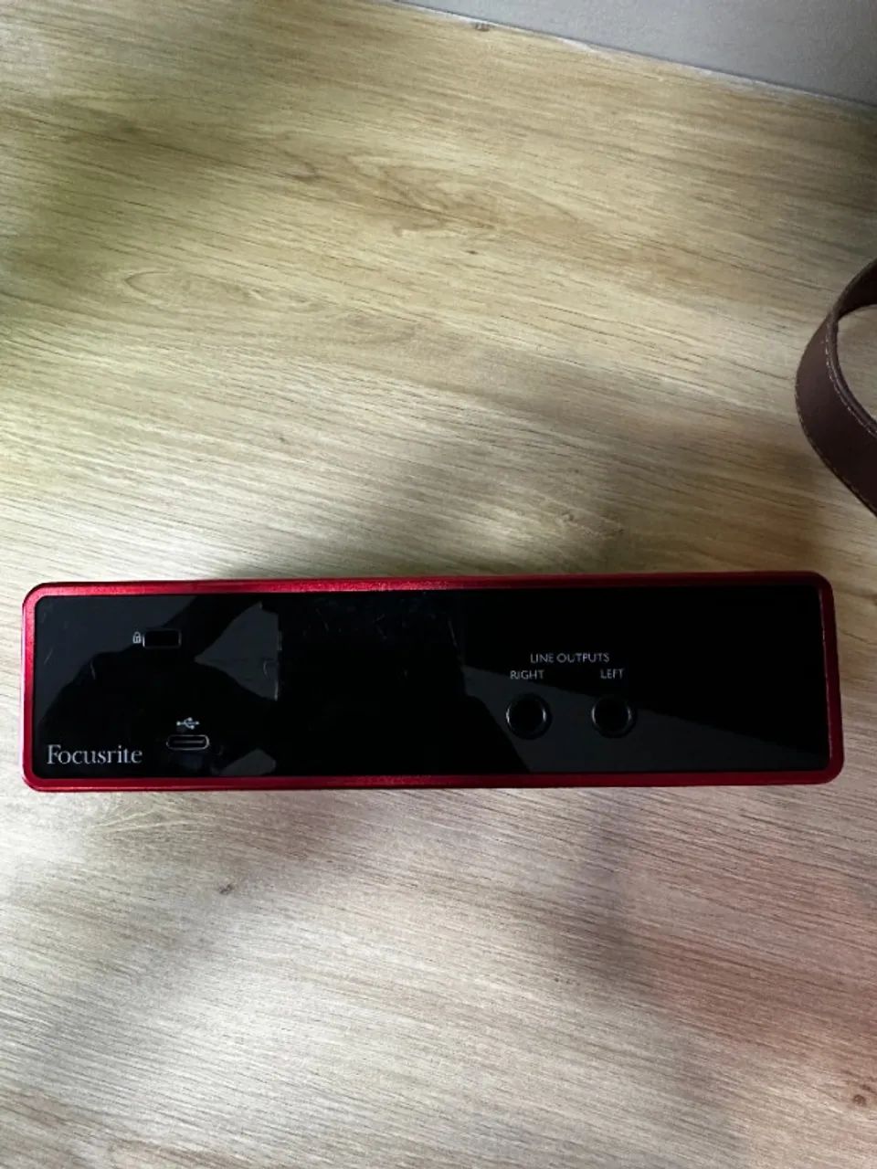 Focusrite 2i2 3 geração - Interface de Áudio - Foto 4
