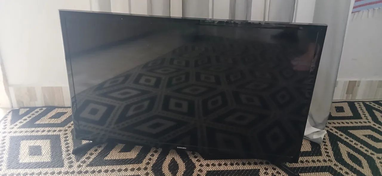 TV SMART 32
