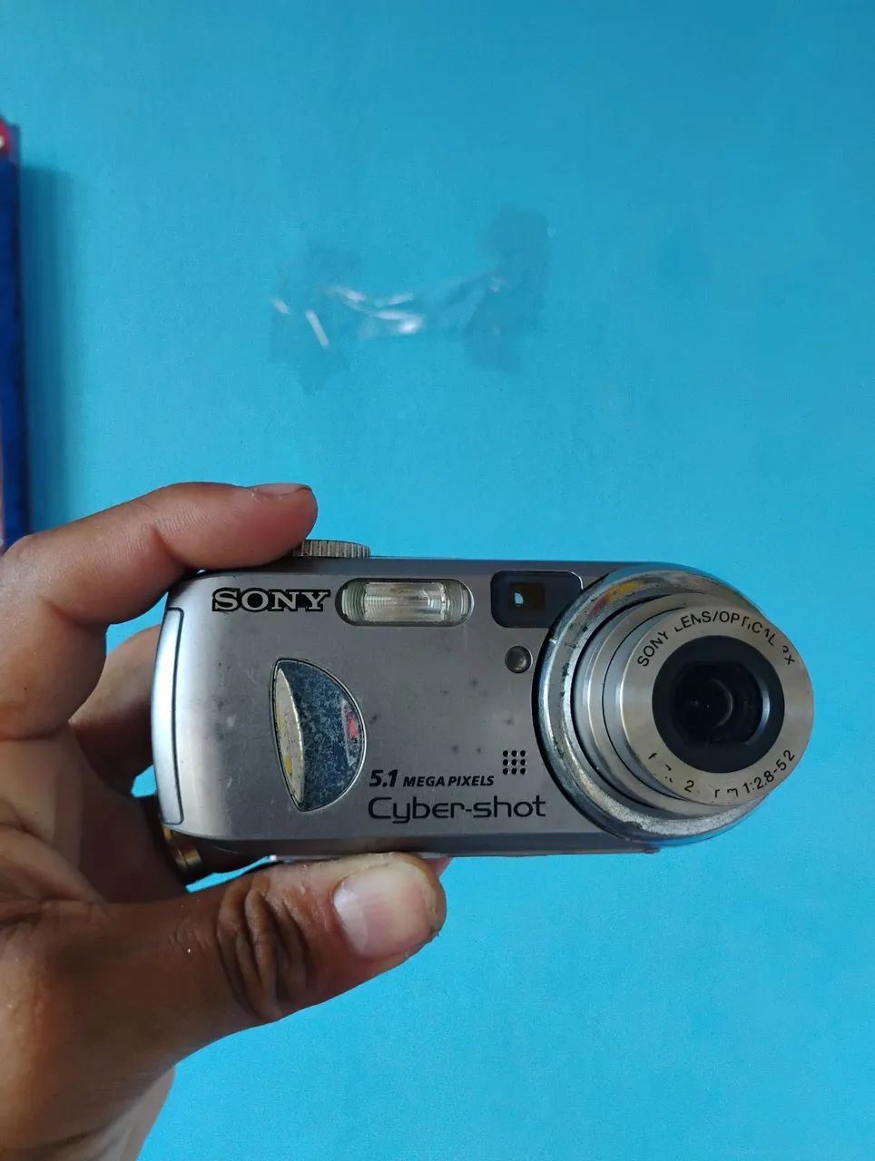 Camera digital cyber-shot 7.2 mp P93 sony