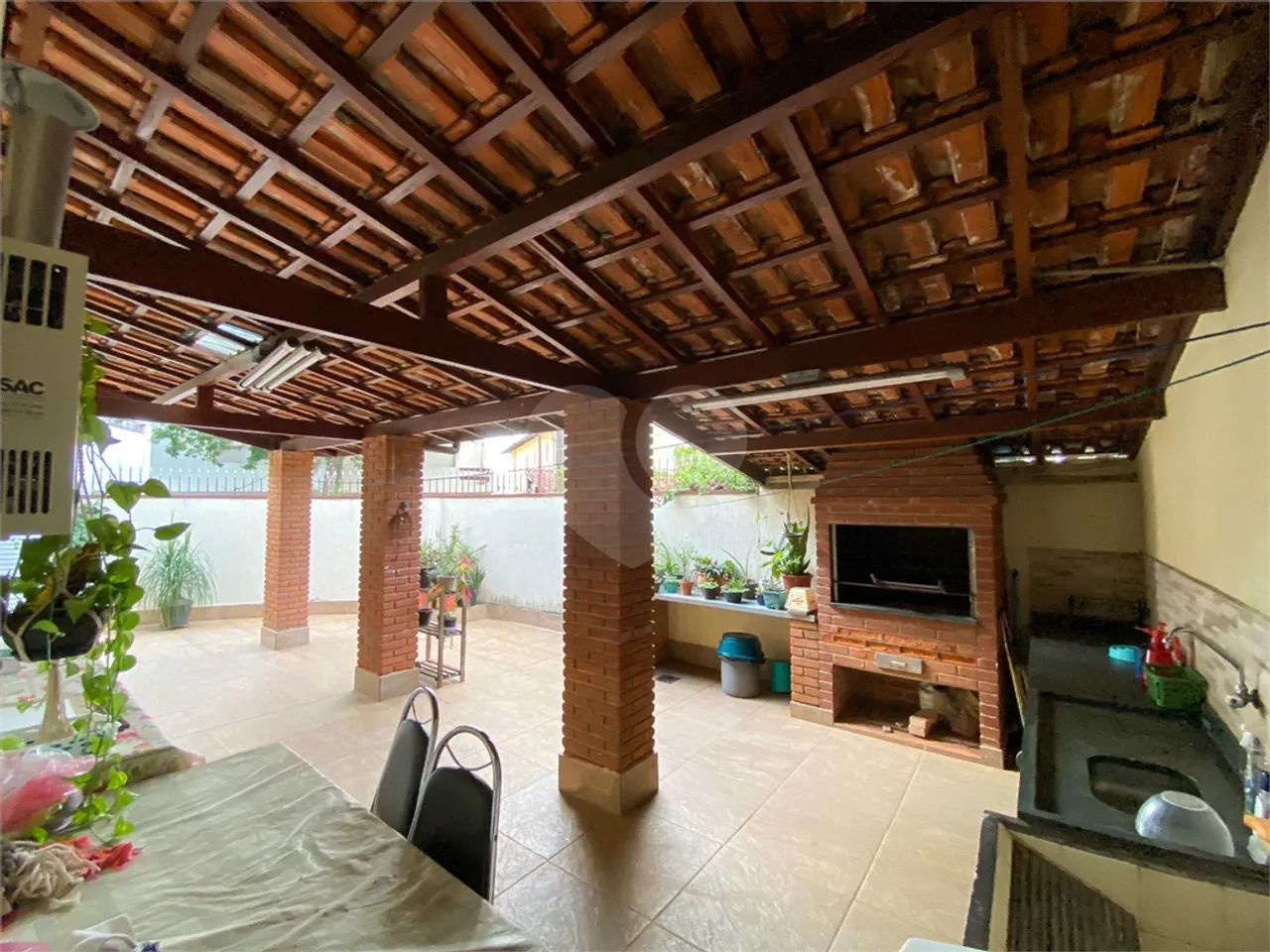 Casa de vila com 4 quartos à venda em Vila yara - SP