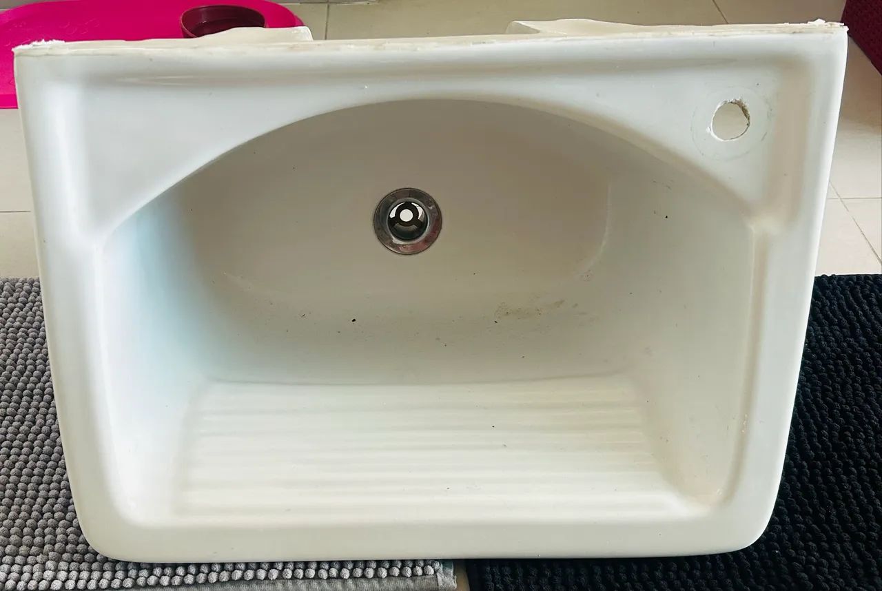 Tanque Laundry sink Celite