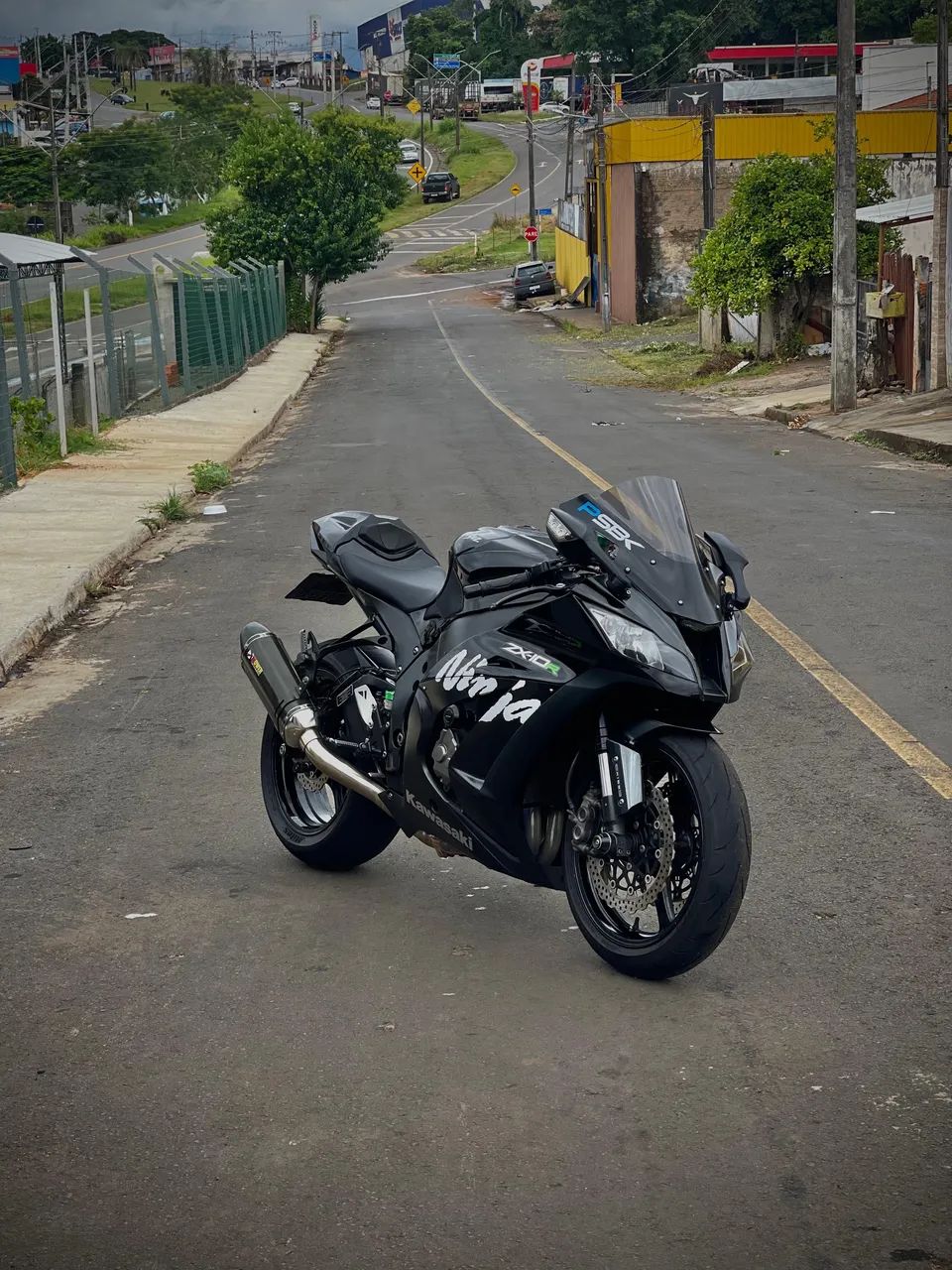 Kawasaki Zx-10/ Zx-10r 1000cc 2015 - 1482475190 | OLX