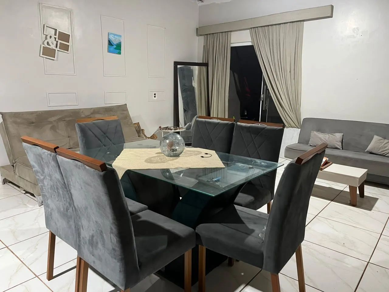 Vende-se uma casa no Sol Nascente 