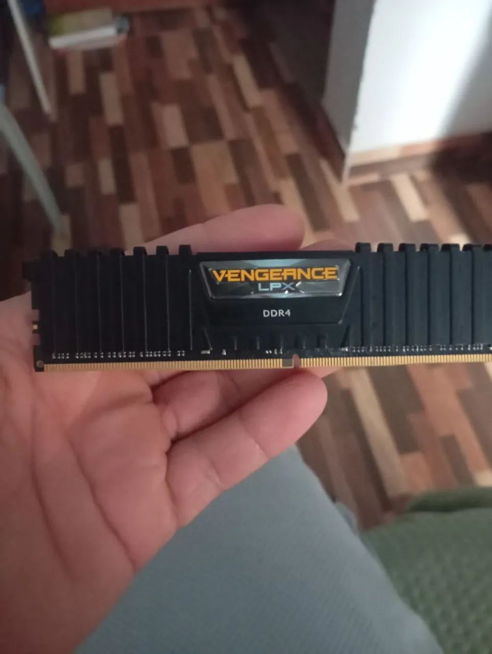 Memória ram ddr4 3200 mgh funcionando perfeitamente 