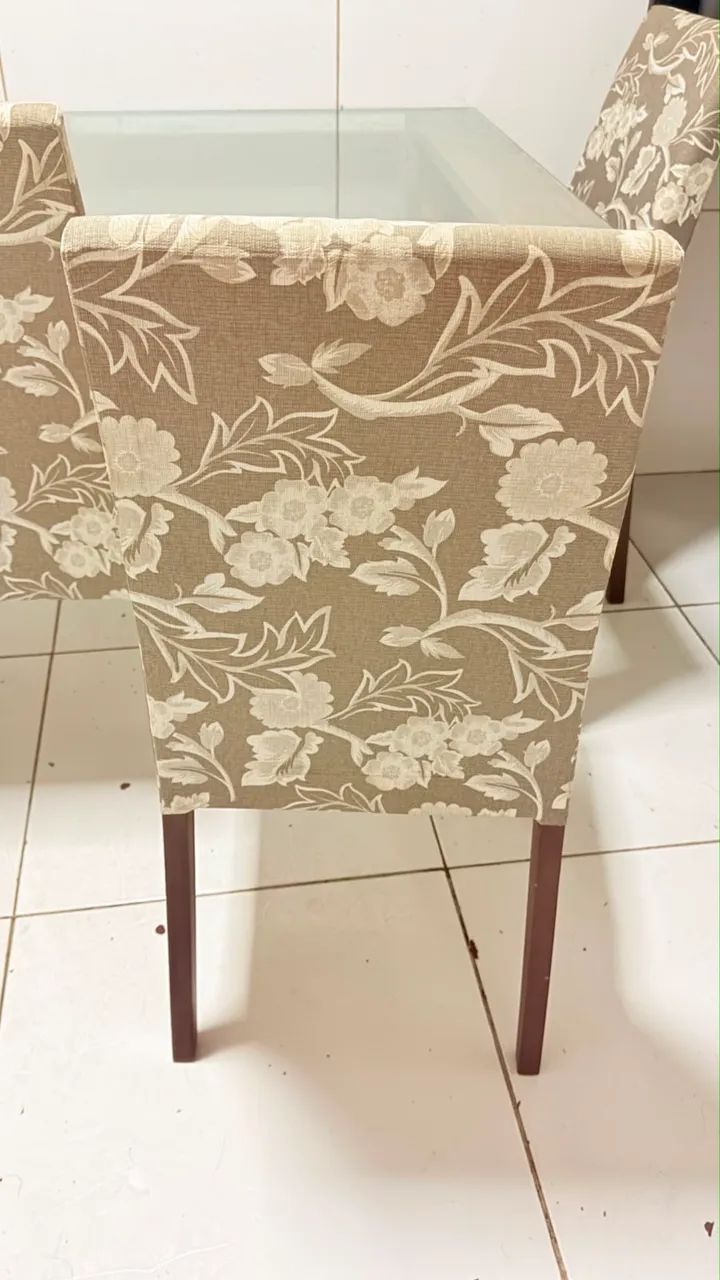 Mesa com 6 cadeiras  - Foto 4