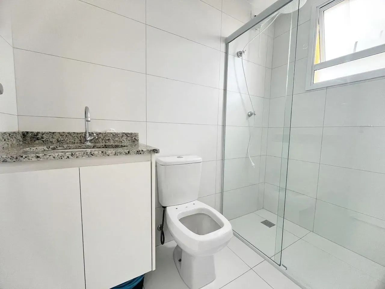 Locação no Flamboyant: Mobiliado com Planejados e Sacada com Gourmet - Foto 12