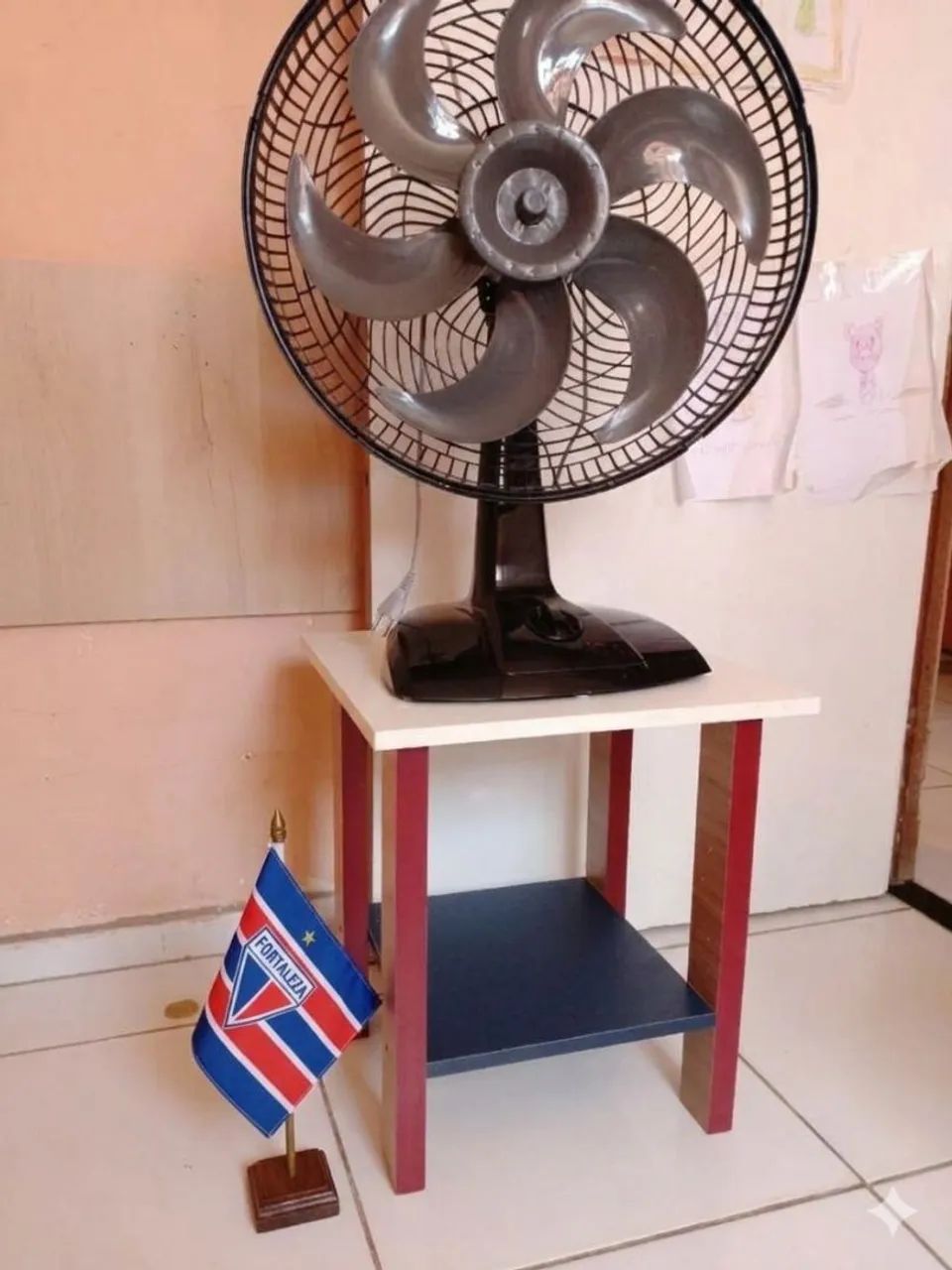 Mesinha para ventilador 